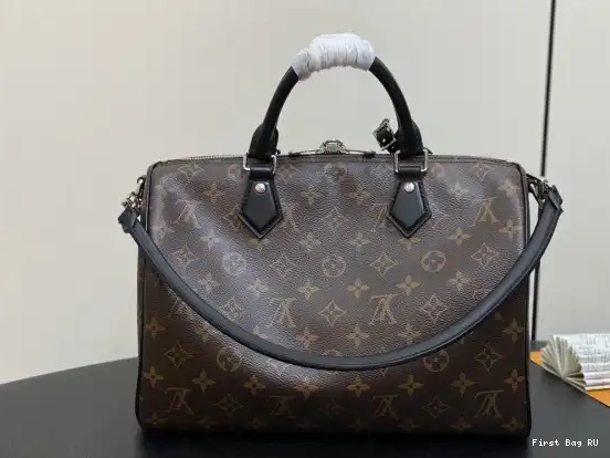 First bag ru Speedy Dark Louis Vuitton 30 Soft 0507